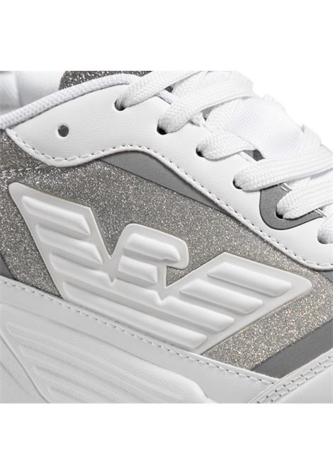 Sneakers in mesh con aquila e dettagli a contrasto EMPORIO ARMANI | Scarpe | X3X126 XM722T374